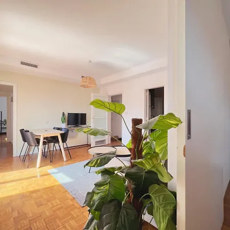 Apartment Stay U-Nique Apartments Gaudi Barcelona